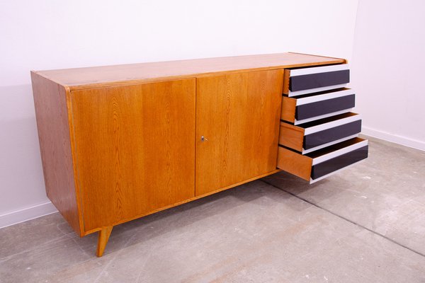 Mid-Century U-460 Sideboard by Jiří Jiroutek for Interior Prague, Czechoslovakia, 1960s-HXT-1720153