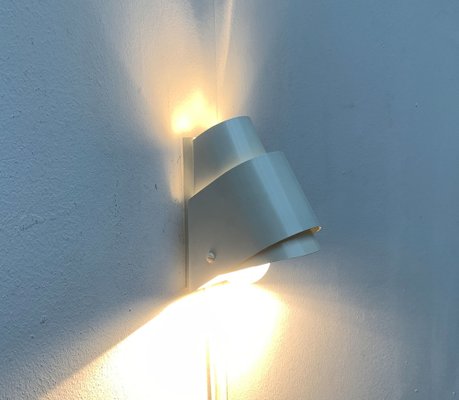 Mid-Century V 317 Wall Lamp by Hans-Agne Jakobsson for Hans-Agne Jakobsson Ab, Markaryd, 1960s-UAH-1239062