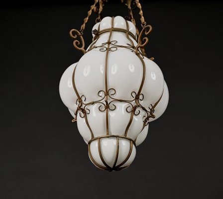 Mid-Century Venetian Brass and Mouth Blown Murano White Glass Chandelier, 1940s-JDR-1251100