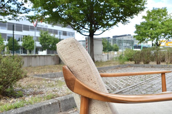 Mid-Century Walnut Easy Chair from Knoll Antimott-UF-1356790