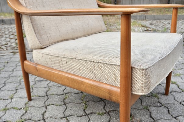 Mid-Century Walnut Easy Chair from Knoll Antimott-UF-1356790