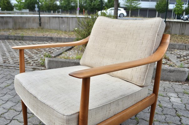 Mid-Century Walnut Easy Chair from Knoll Antimott-UF-1356790