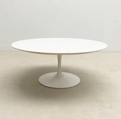 Mid-Century White Metal Tulip Feet Coffee Table by Knoll-FGA-1308796