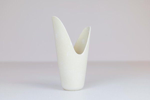 Mid-Century White Pike Mouth Vase by Gunnar Nylund for Rörstrand, Sweden-UYK-968356