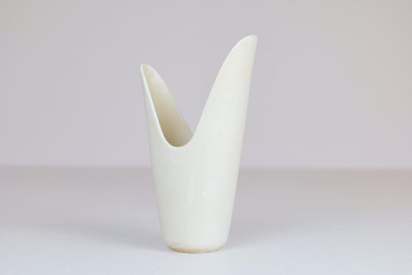 Mid-Century White Pike Mouth Vase by Gunnar Nylund for Rörstrand, Sweden-UYK-968356