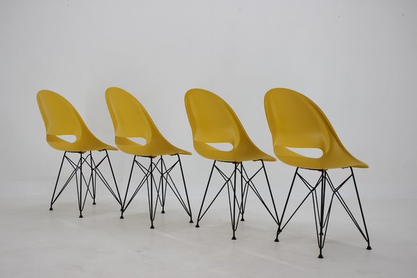 Mid-Century Yellow Fiberglass Dining Chairs by M. Navratil, 1960s, Set of 4-TZ-1232010