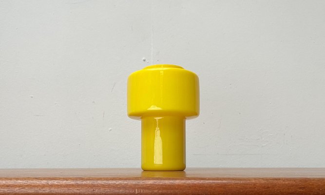 Mid-Century Yellow Glass Model 120 Table Lamp by Uno & Östen Kristiansson for Luxus, Vittsjö, Sweden, 1950s-UAH-1731887