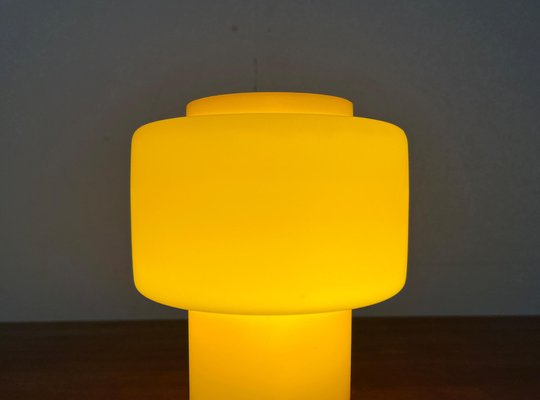 Mid-Century Yellow Glass Model 120 Table Lamp by Uno & Östen Kristiansson for Luxus, Vittsjö, Sweden, 1950s-UAH-1731887