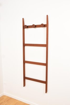 Mid-CenturyScandinavian Modern Light Brown Teak Coat Rack-JDR-1126076