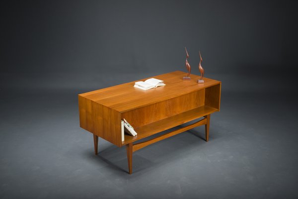 Mid-Cenutry Teak Desk, 1960s-ZZH-1705307