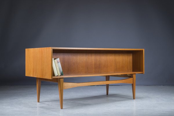 Mid-Cenutry Teak Desk, Denmark, 1960s-ZZH-1187878