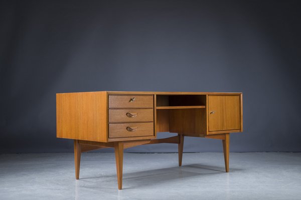 Mid-Cenutry Teak Desk, Denmark, 1960s-ZZH-1187878