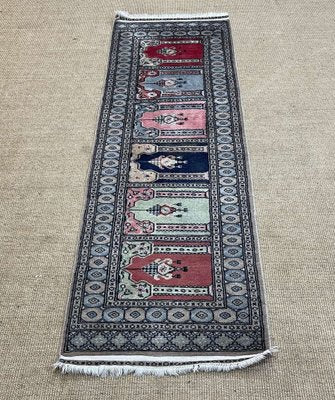 Middle Easter Rug in Wool and Handmade Silk-QYF-1724061