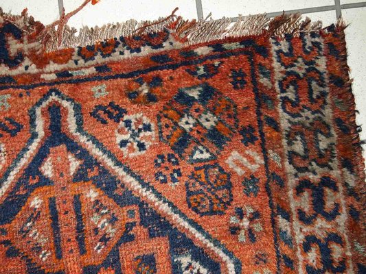 Middle Eastern Shiraz Rug, 1900s-JZV-1160186