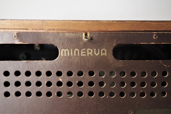 Minerva 425 Walnut Burl Radio, 1941-KNM-1374874