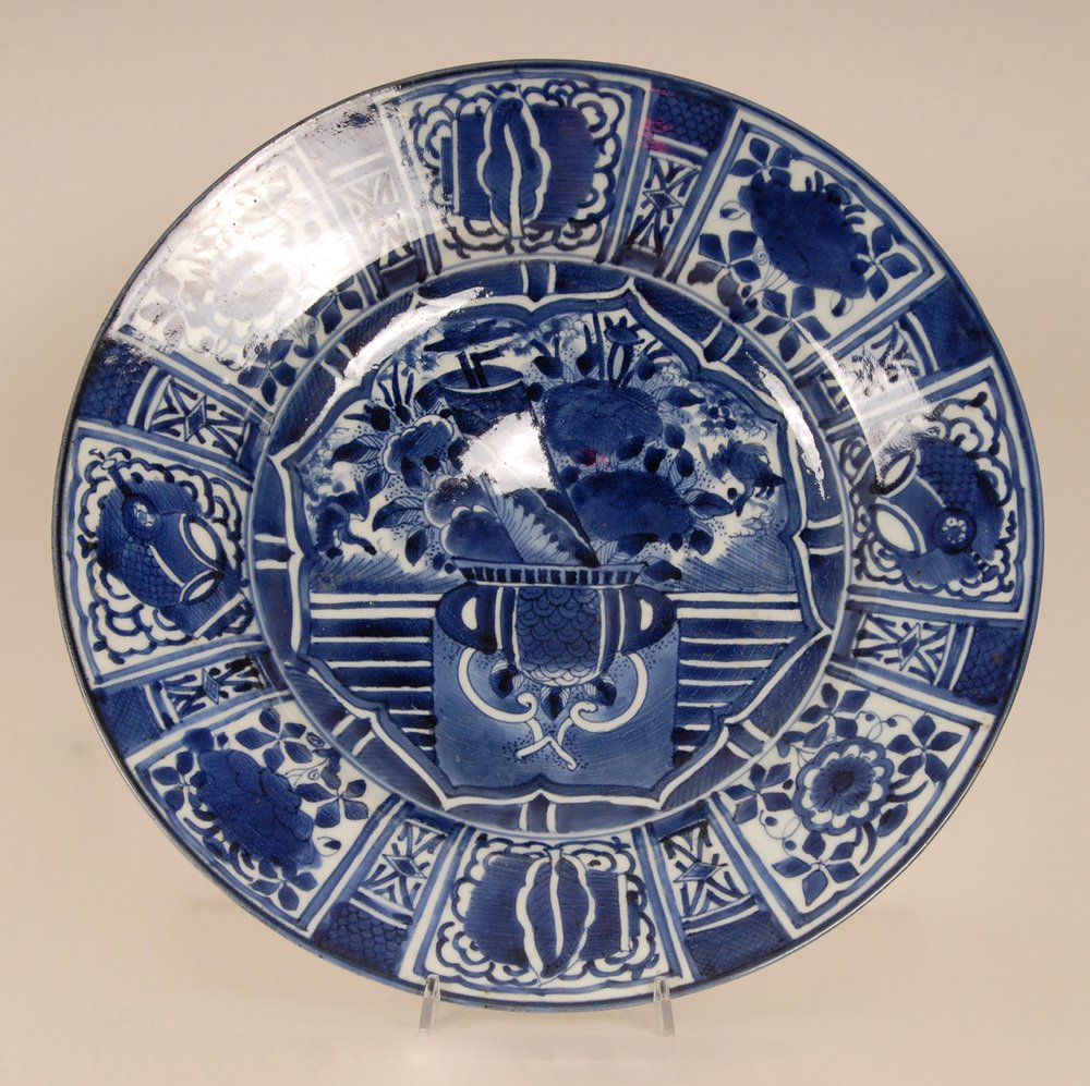 Ming Edo Arita Dish in Blue and White Porcelain, 1680s