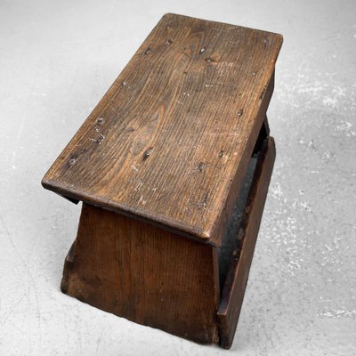 Minimalist Japanese Wooden Step Stool, 1920s-DWL-2028041