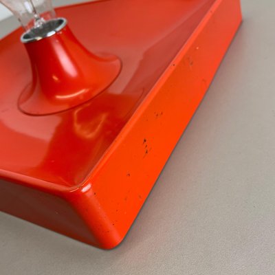 Minimalist Pop Art Red Orange Metal Wall Light from Sölken Lights, Germany, 1970s-QZ-1111601