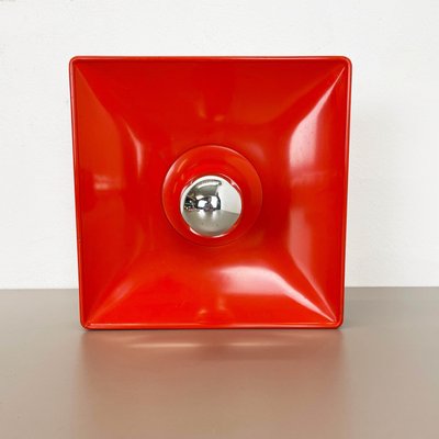 Minimalist Pop Art Red Orange Metal Wall Light from Sölken Lights, Germany, 1970s-QZ-1111601