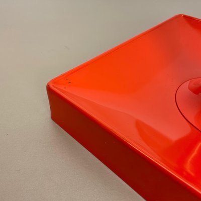 Minimalist Pop Art Red Orange Metal Wall Light from Sölken Lights, Germany, 1970s-QZ-1111601