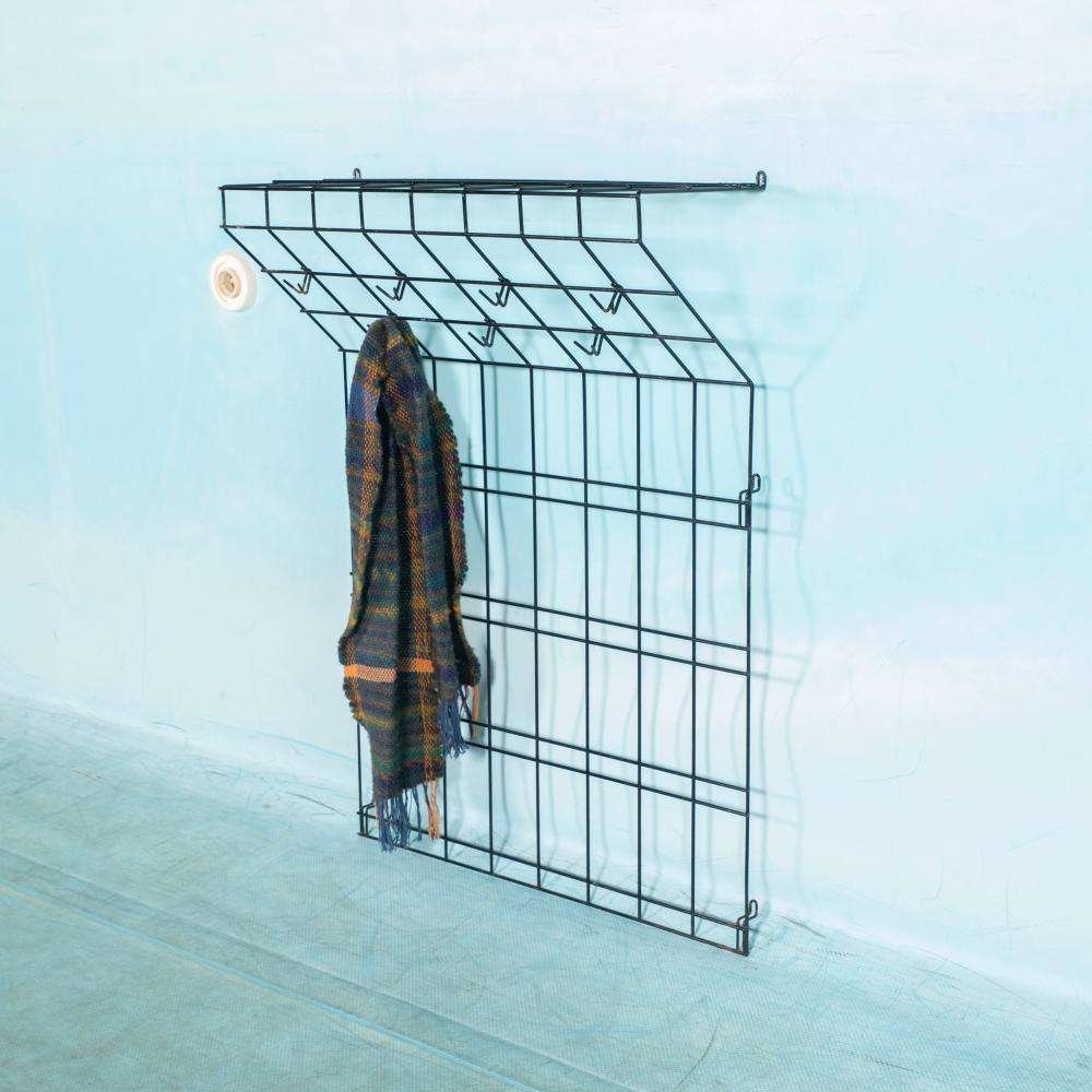 Minimalist Wall Coat Rack in Wire Steel