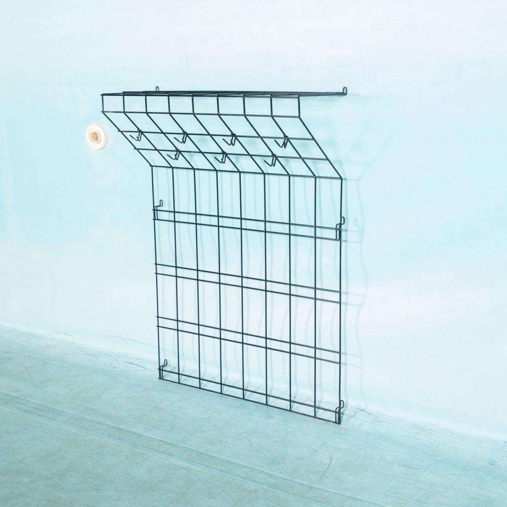 Minimalist Wall Coat Rack in Wire Steel