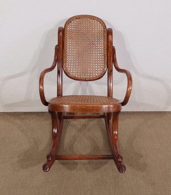 Model 12331 Childrens Rocking Chair in Beech by Michael Thonet for Thonet, 1910s-RVK-1424526