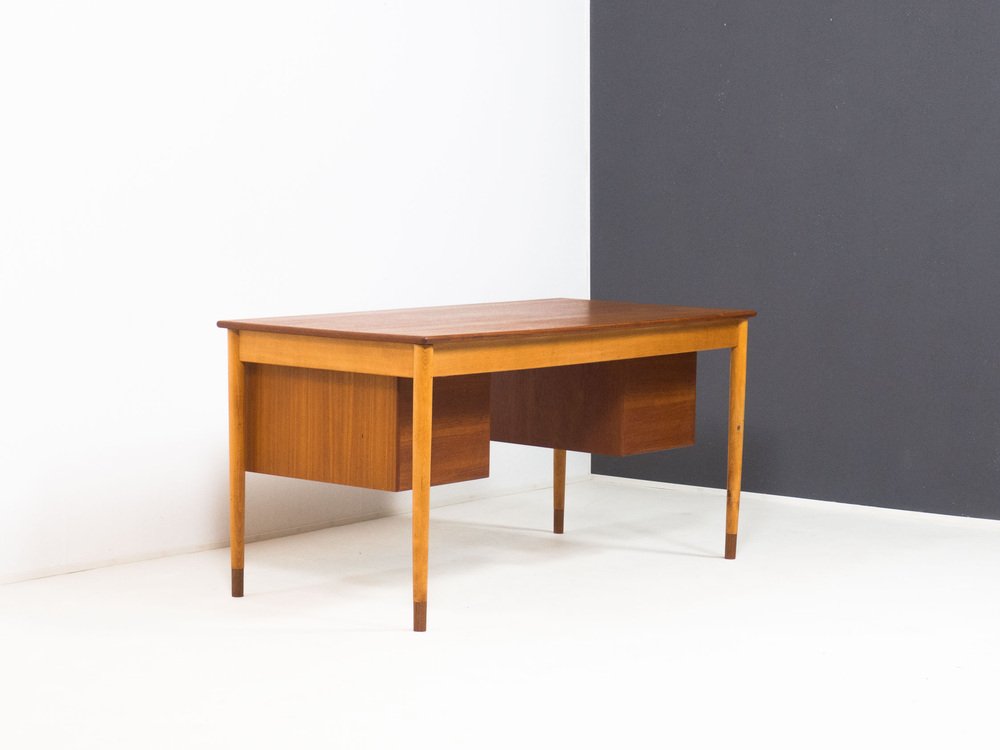 Model 130 Desk in Teak and Beech by Børge Mogensen for Søborg Møbelfabrik