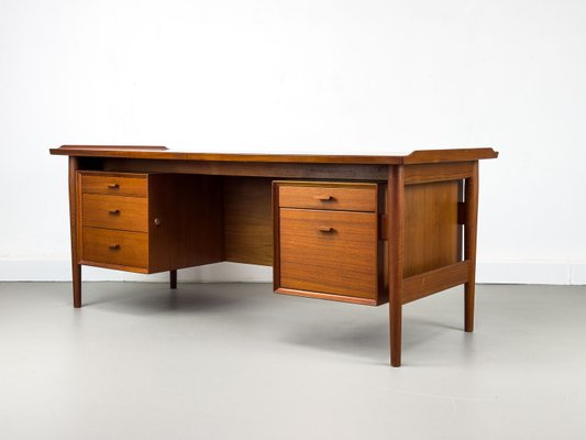 Model 207 Desk in Teak by Arne Vodder for Sibast, 1960s-QEQ-2035954