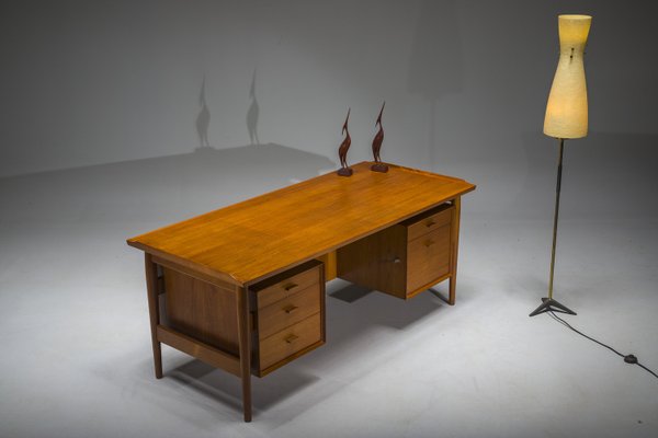 Model 207 Desk in Teak by Arne Vodder for Sibast, 1960s-ZZH-2023738