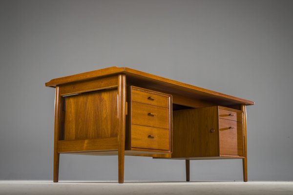 Model 207 Desk in Teak by Arne Vodder for Sibast, 1960s-ZZH-2023738