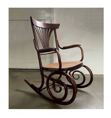 Model 221 Rocking Chair from Thonet, Austria, Early 20th Century-IVH-1817724