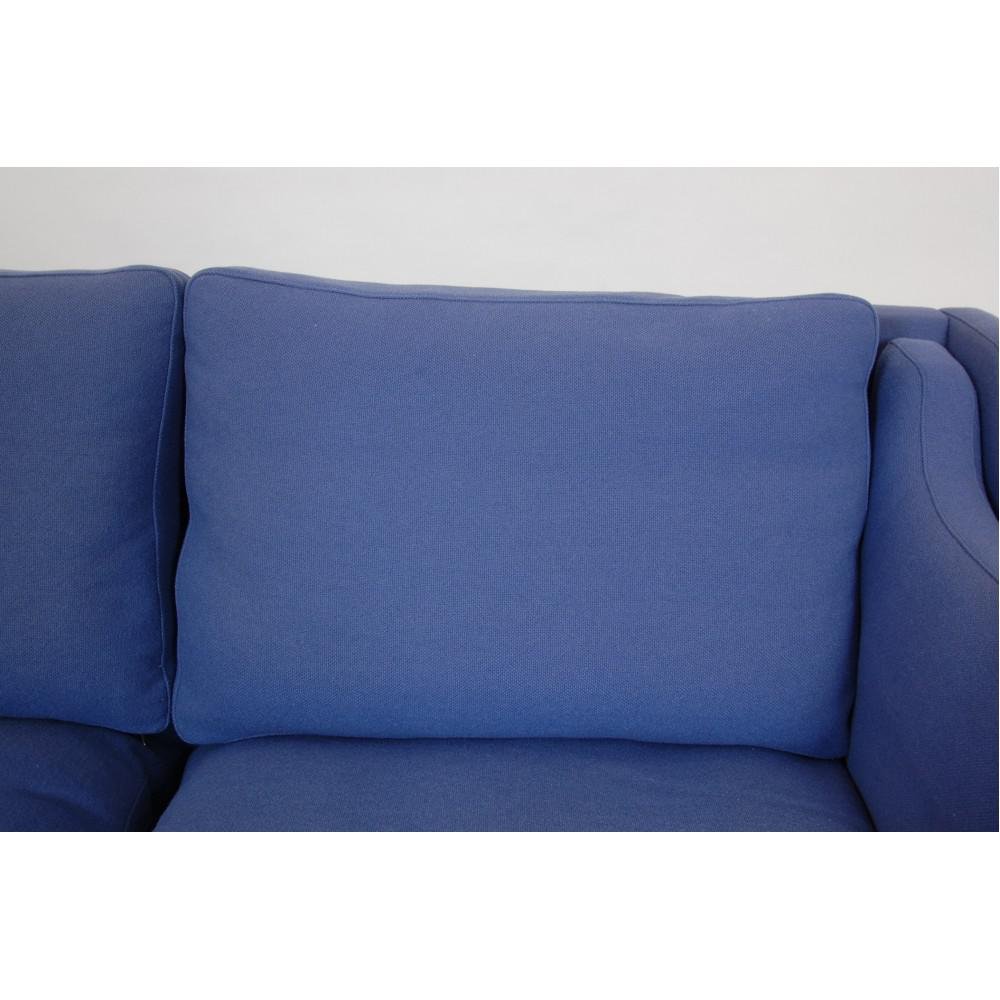 Model 2212 2-Seater Sofa in Blue Fabric by Børge Mogensen for Fredericia, 1990s