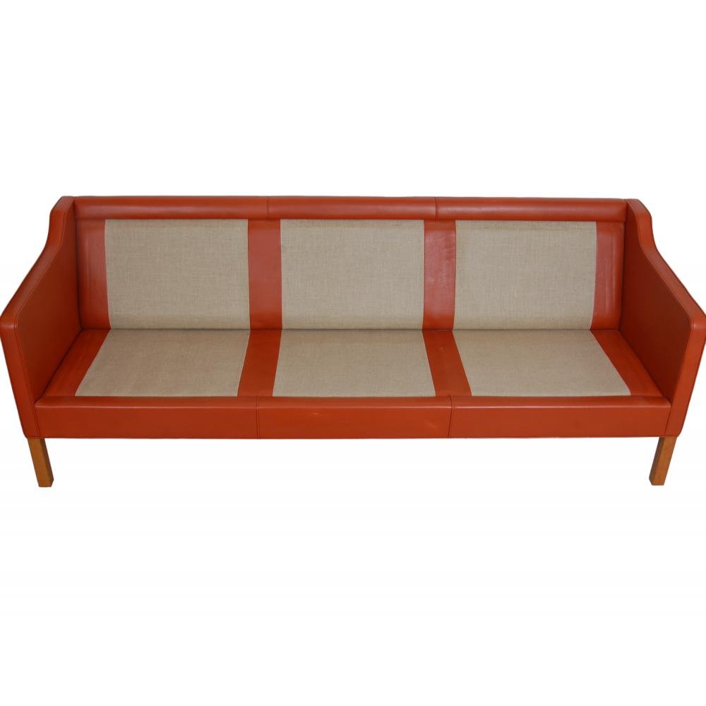 Model 2213 3-Seater Sofa in Cognac Leather with Patina by Børge Mogensen for Fredericia, 1990s