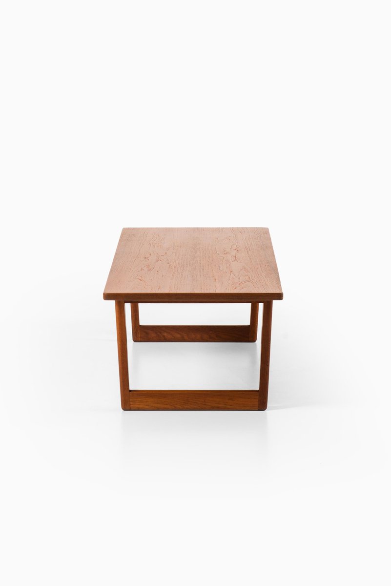 Model 261 Coffee or Side Table by Børge Mogensen, Denmark, 1956