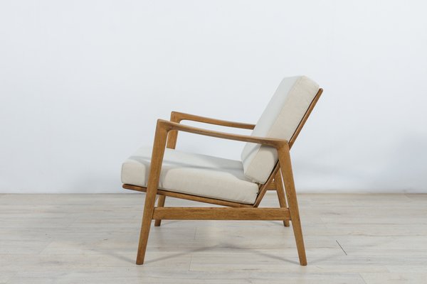 Model 300-139 Armchair from Swarzędz Factory, 1960s-NIT-1705112