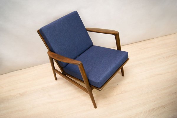 Model 300-139 Armchairs from Swarzędzka Factory, 1960s, Set of 2-NIT-764747