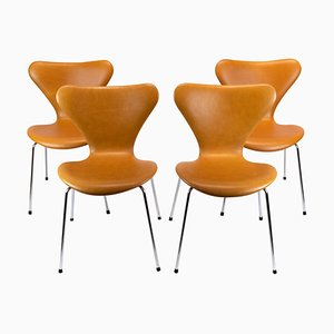 Model 3107 Chairs by Arne Jacobsen, Set of 4-UY-852200