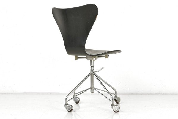 Model 3107 Desk Chair with Wheels by Arne Jacobsen for Fritz Hansen, Denmark, 1955-LOB-1255434