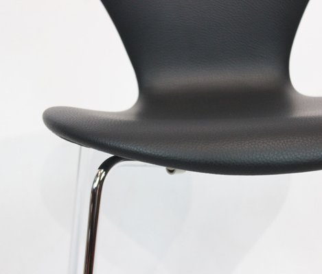 Model 3107 Dining Chair in Black Leather by Arne Jacobsen for Fritz Hansen, 1980s-UY-570021