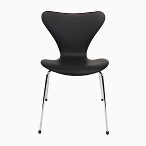 Model 3107 Dining Chair in Black Leather by Arne Jacobsen for Fritz Hansen, 1980s-UY-570021