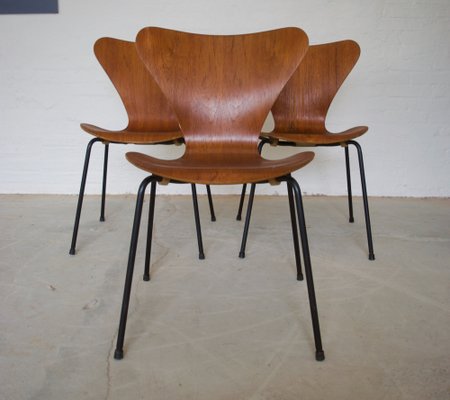 Model 3107 Dining Chairs in Teak by Arne Jacobsen for Fritz Hansen, Set of 3-UAY-1775413