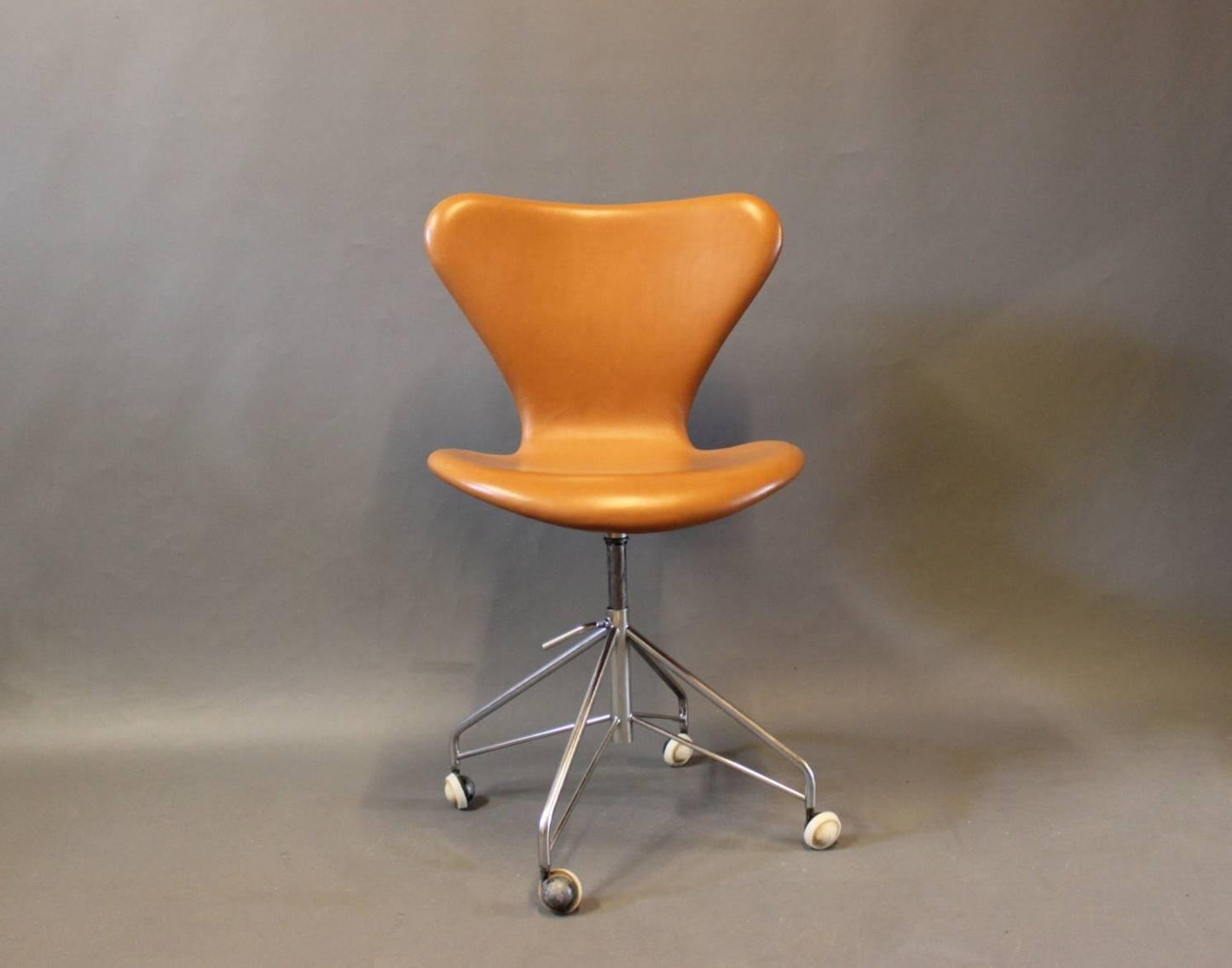 Model 3117 Seven Office Chair by Arne Jacobsen and Fritz Hansen, 1950s