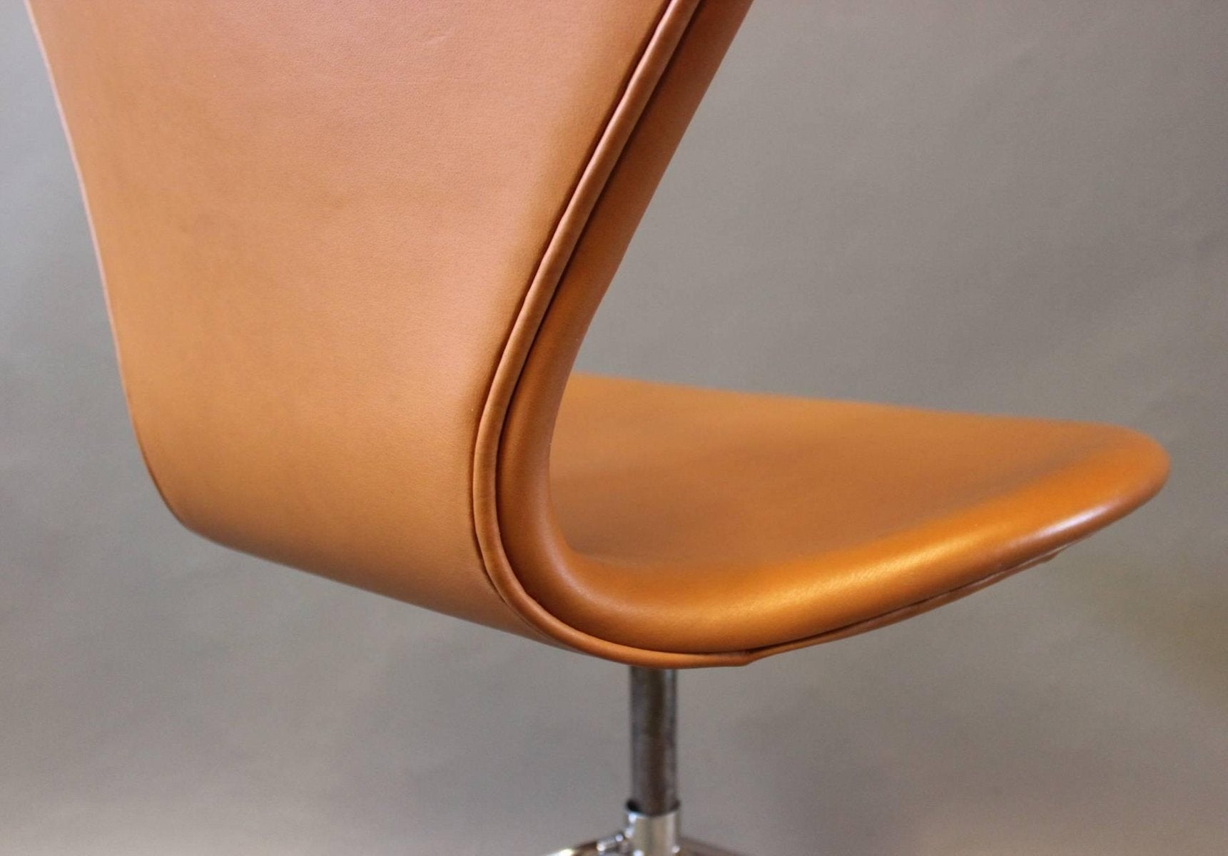 Model 3117 Seven Office Chair by Arne Jacobsen and Fritz Hansen, 1950s