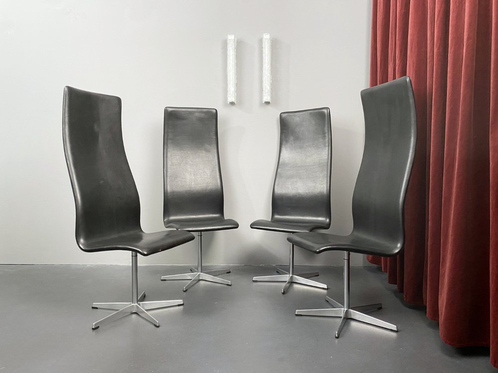 Model 316 Oxford High-Back Swivel Chairs in Black Leather by Arne Jacobsen for Fritz Hansen, Denmark, 1960, Set of 4