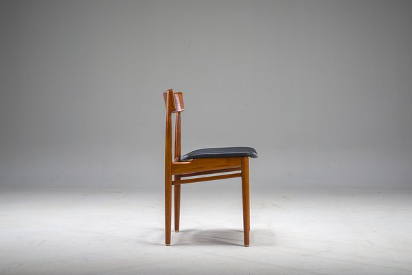 Model 39 Teak Dining Chair by Henry Rosengren Hansen for Brande Møbelindustri, 1960s-ZZH-2041411