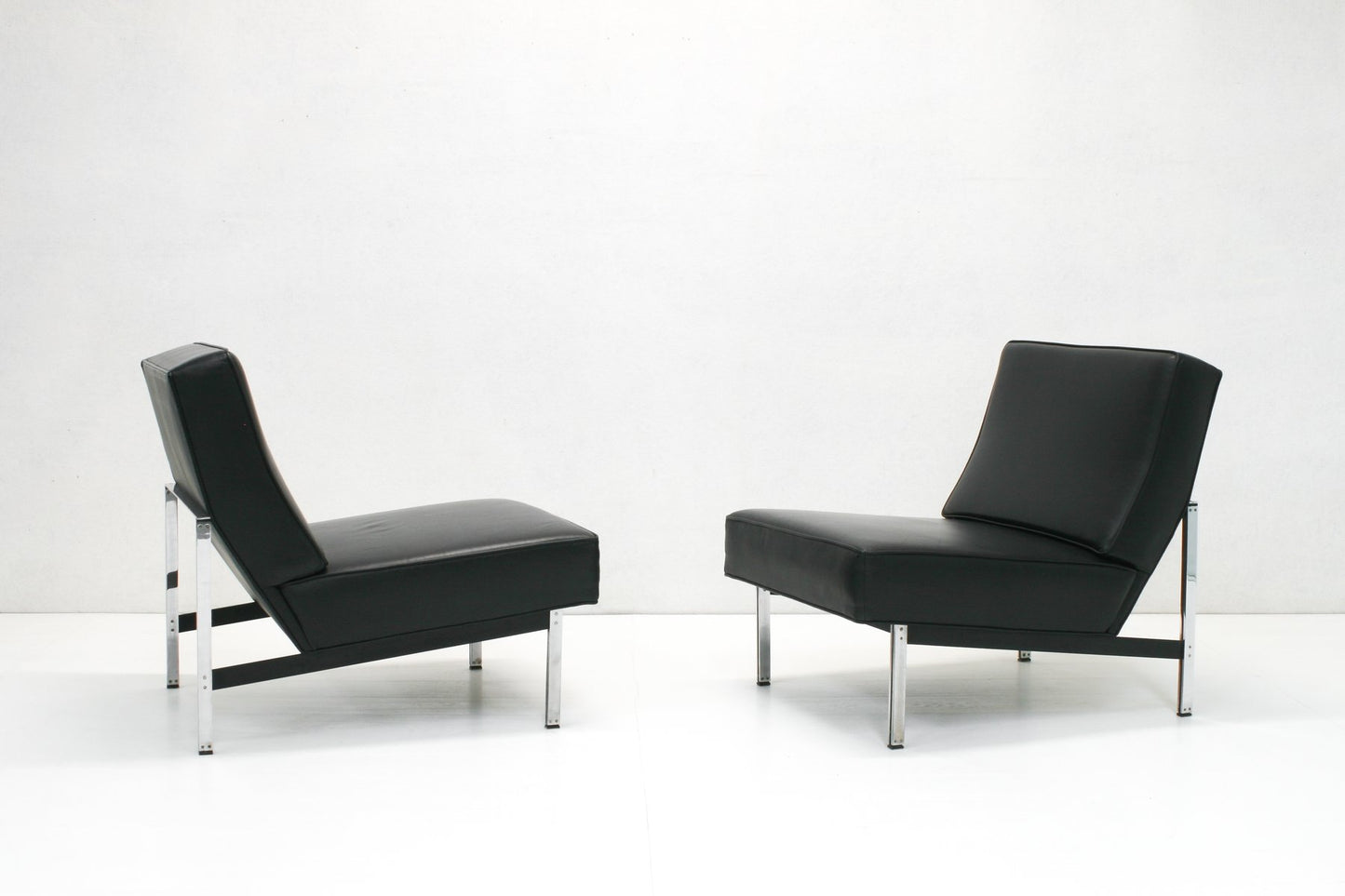 Model 51 Parallel Bar Sofa & Slipper Chairs by Florence Knoll for Knoll International, 1960s, Set of 3