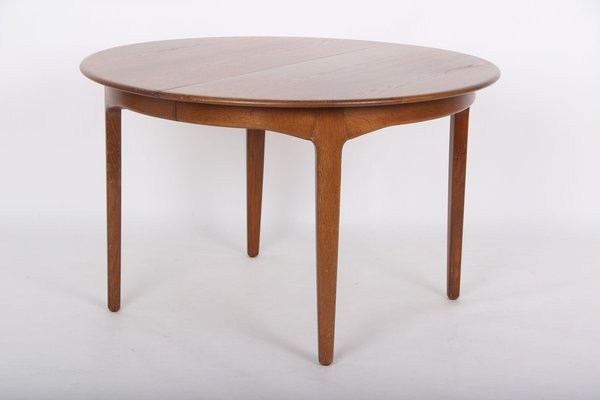 Model 62 Round Dining Table by Henning Kjærnulf for Sorø Stolefabrik, 1960s-DQ-1386135