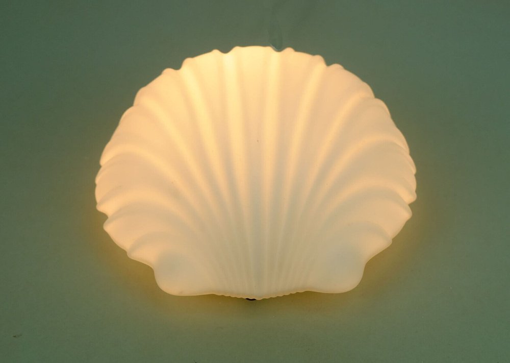 Model A 402 Mussel-Shaped Wall Lamp in White Glass and Satin Glass from Limburg, 1970s