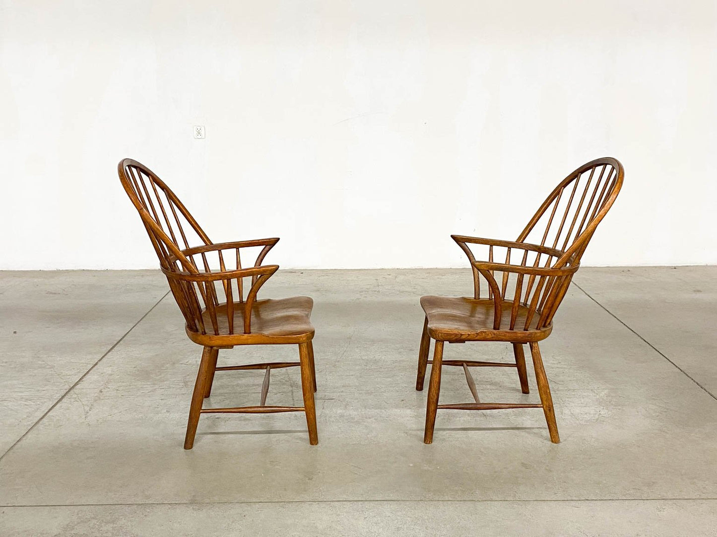 Model CH 18A Windsor Dining Chairs by Frits Henningsen for Carl Hansen & Son, 1940s, Set of 2